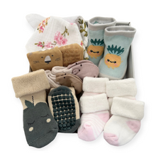 Load image into Gallery viewer, Baby Gift Set - Pineapple
